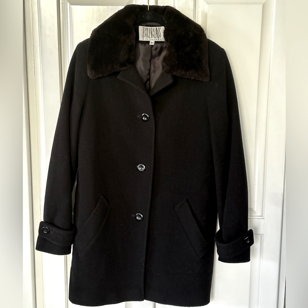 Bill Blass Signature Cashmere/Wool Pea Coat with Faux Fur Detailing Size 6